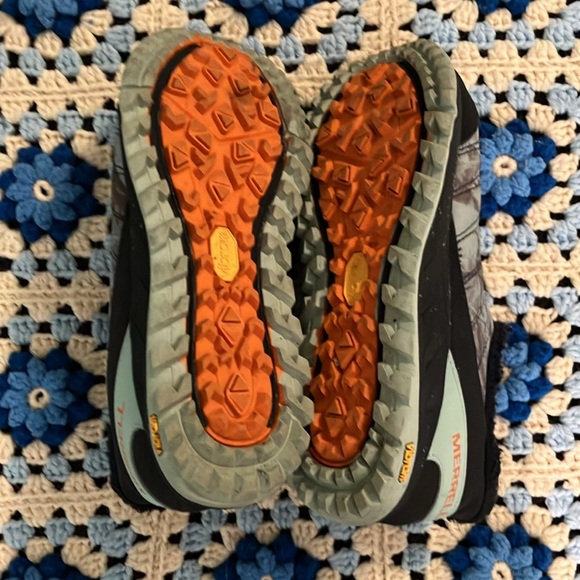 Merrell Antora Winter Clogs size 6.5 - Picture 4 of 4